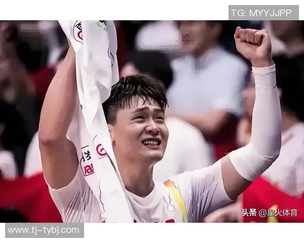 赵睿领衔新一代篮球崛起之路展现年轻力量与团队精神的完美结合 赵睿领衔新一代篮球崛起之路展现年轻力量与团队精神的完美结合