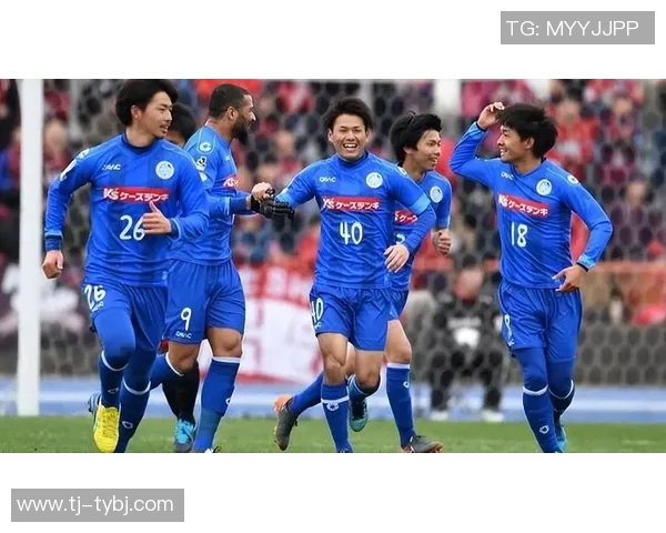 长崎航海与大分三神的激烈对决展现足球魅力与团队精神的巅峰对抗 长崎航海与大分三神的激烈对决展现足球魅力与团队精神的巅峰对抗