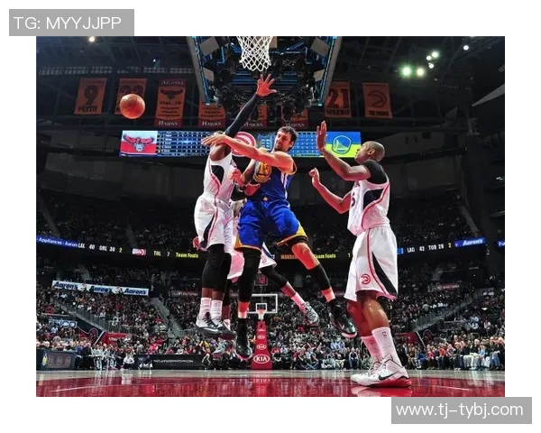 2017年NBA勇士与老鹰精彩对决回放全程回顾与分析